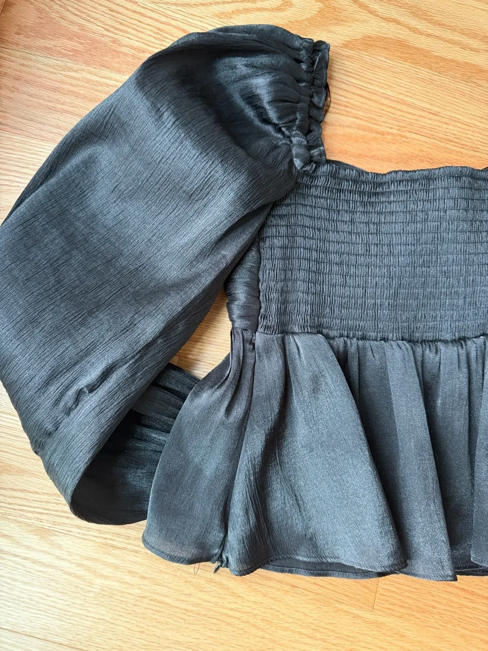 Astr label black
